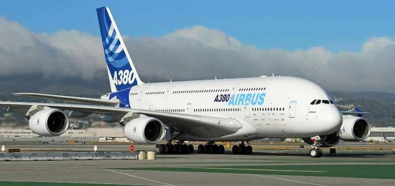Σοκ για την Airbus: Κινδυνεύει να καταργηθεί πριν καν… πετάξει το A380